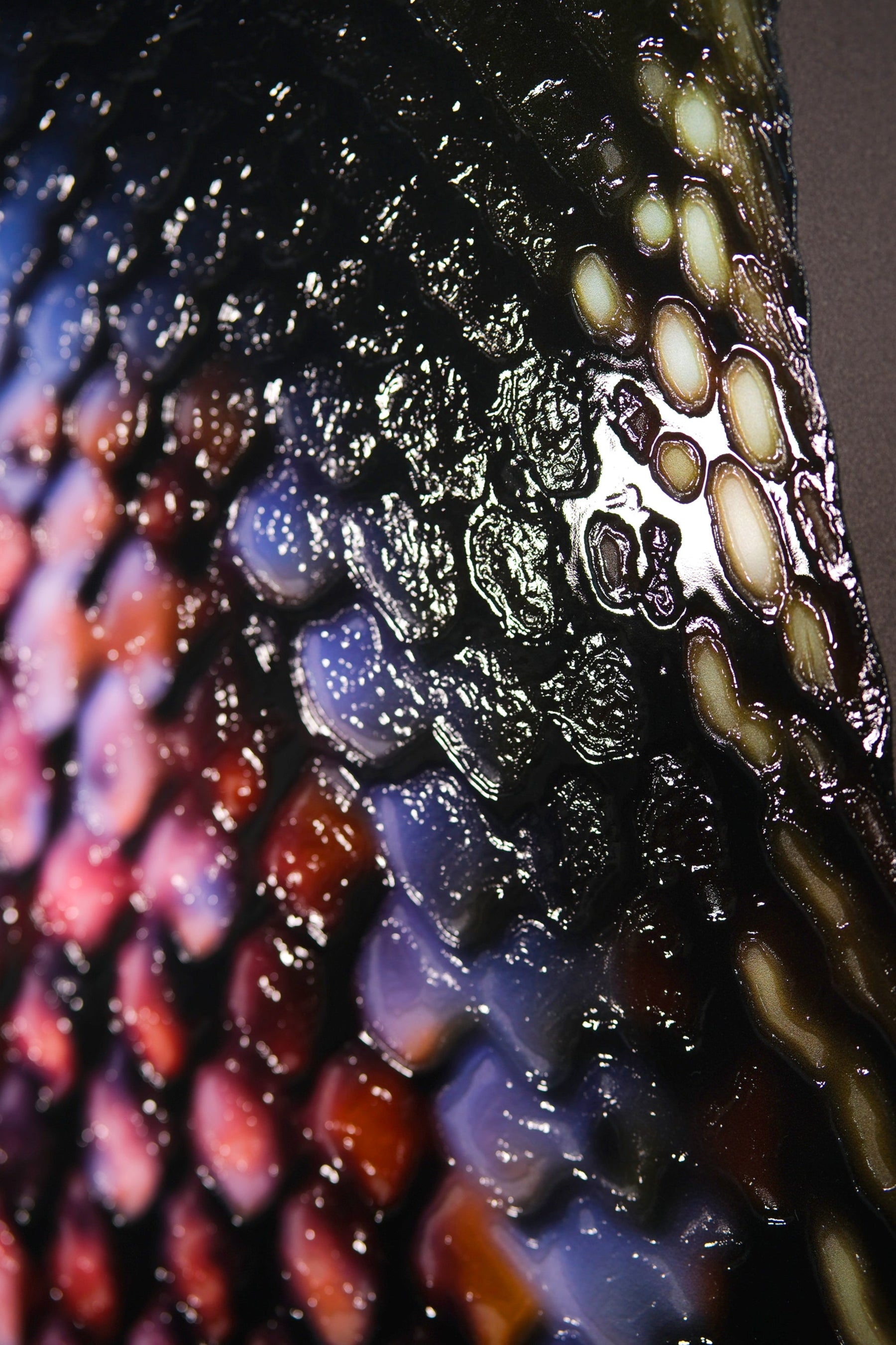 Venom Noir — Haptic 3D Embossed + High-Gloss Lacquer Print