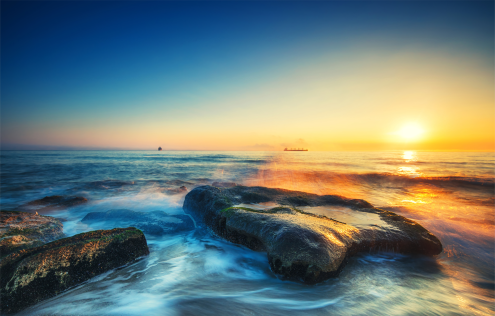 Sea View Glass Wall Art