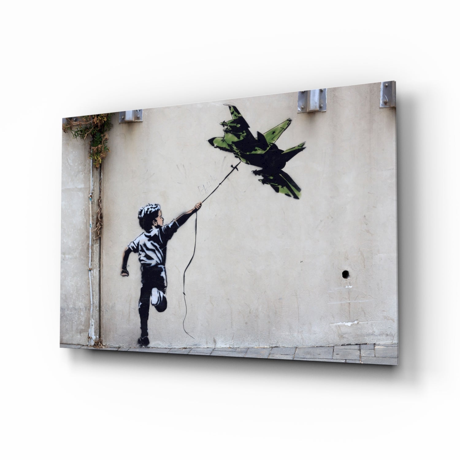 War Kite Glass Art.